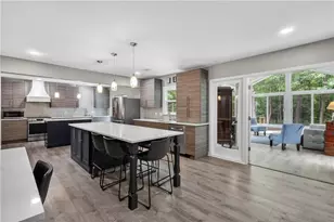 3827 Lance Bluff Ct, Duluth, GA 30097 - Photo 2