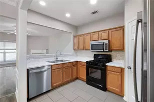 1950 Durwood Ln, Duluth, GA 30096 - Photo 6