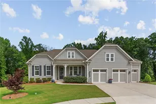386 Kentucky Ct, Hoschton, GA 30548 - Photo 1