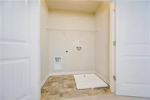 620 Sunset Park Dr, Suwanee, GA 30024 - Photo 24