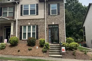 535 Ridge View Crossing, Woodstock, GA 30188 - Photo 2
