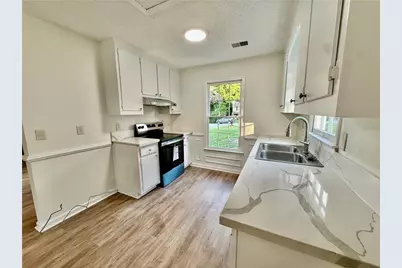 2060 Darrel Lane, Lawrenceville, GA 30046 - Photo 6