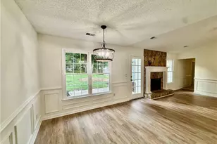 2060 Darrel Ln, Lawrenceville, GA 30046 - Photo 8