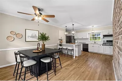 4943 Vernon Oaks Drive, Dunwoody, GA 30338 - Photo 8