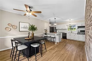 4943 Vernon Oaks Dr, Dunwoody, GA 30338 - Photo 8