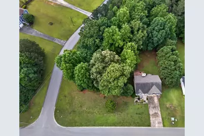 115 Valor Ridge Drive, Dallas, GA 30132 - Photo 2