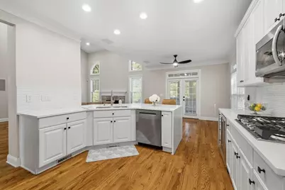 1318 Village Terrace Court, Dunwoody, GA 30338 - Photo 12