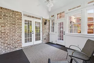 1318 Village Terrace Ct, Dunwoody, GA 30338 - Photo 16