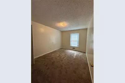 5140 Highpoint, Union City, GA 30291 - Photo 6