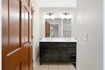 5323 Rockborough Trail, Stone Mountain, GA 30083 - Photo 16