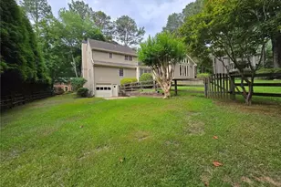 1726 W Point Cir, Marietta, GA 30068 - Photo 2