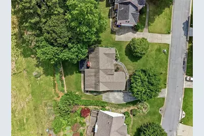 727 Eight Point Court, Suwanee, GA 30024 - Photo 44