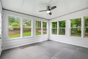 727 8 Point Ct, Suwanee, GA 30024 - Photo 36