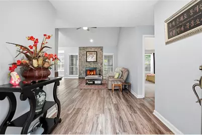 727 Eight Point Court, Suwanee, GA 30024 - Photo 4