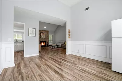 727 Eight Point Court, Suwanee, GA 30024 - Photo 14
