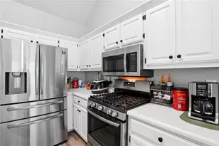 727 8 Point Ct, Suwanee, GA 30024 - Photo 20