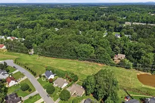 727 8 Point Ct, Suwanee, GA 30024 - Photo 46