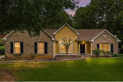 727 Eight Point Court, Suwanee, GA 30024 - Photo 2