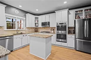 2446 Retreat Close, Marietta, GA 30066 - Photo 10
