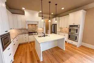 3250 Camellia Ln, Suwanee, GA 30024 - Photo 2