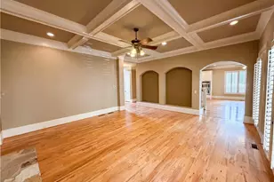 3250 Camellia Ln, Suwanee, GA 30024 - Photo 10
