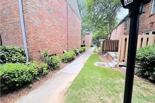 6700 Roswell Rd, Atlanta, GA 30328 - Photo 12