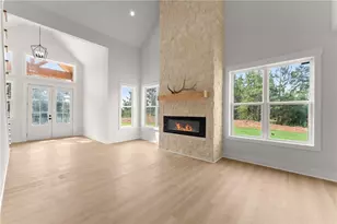 3115 Heritage Crossing Dr, Buford, GA 30519 - Photo 12