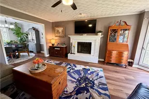 926 W Mill Trce NW, Kennesaw, GA 30152 - Photo 6