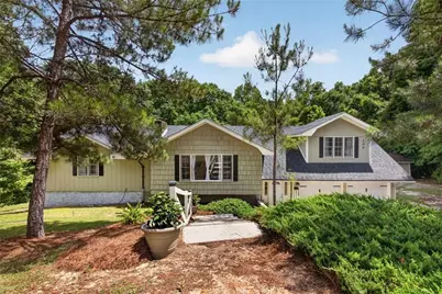 106 Pickett Court, Warner Robins, GA 31093 - Photo 2