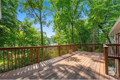 4589 Holliston Road, Dunwoody, GA 30360 - Photo 12