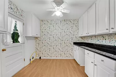 4589 Holliston Road, Dunwoody, GA 30360 - Photo 18