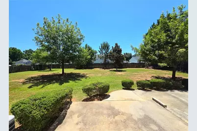 3005 Peach Blossom Trace SE, Conyers, GA 30013 - Photo 2