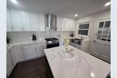 3833 Leander Court, Tucker, GA 30084 - Photo 4