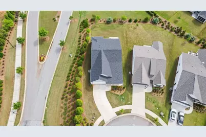 2457 Naples Street, Hoschton, GA 30548 - Photo 2