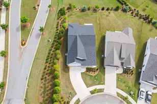 2457 Naples St, Hoschton, GA 30548 - Photo 2