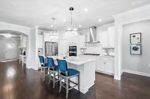 2457 Naples St, Hoschton, GA 30548 - Photo 8