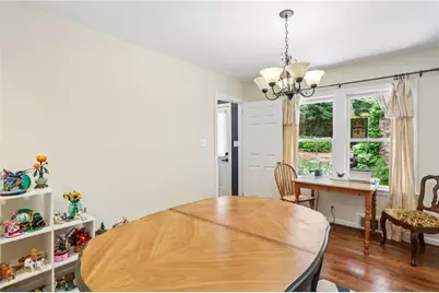 1437 N Amanda Circle NE, Atlanta, GA 30329 - Photo 14