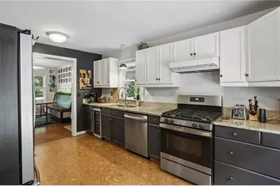 1437 N Amanda Circle NE, Atlanta, GA 30329 - Photo 8
