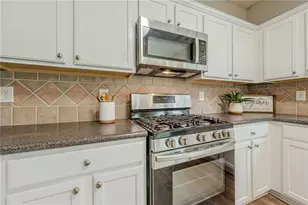 712 Purslane Way, Woodstock, GA 30188 - Photo 16