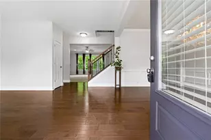1610 Primrose Park Rd, Sugar Hill, GA 30518 - Photo 2