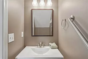 10900 Wittenridge Dr, Alpharetta, GA 30022 - Photo 20