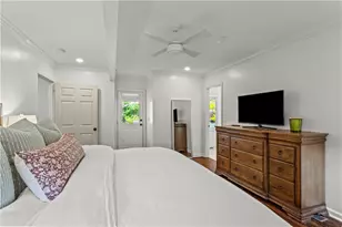 500 Carolwood Ln, Atlanta, GA 30342 - Photo 22