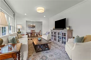 500 Carolwood Ln, Atlanta, GA 30342 - Photo 6