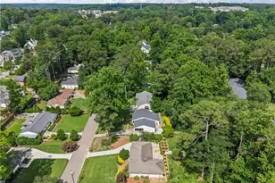 500 Carolwood Ln, Atlanta, GA 30342 - Photo 38