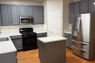 7098 Cavender Dr SW, Atlanta, GA 30331 - Photo 10