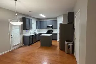 7098 Cavender Dr SW, Atlanta, GA 30331 - Photo 8