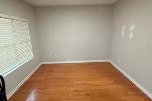 7098 Cavender Dr SW, Atlanta, GA 30331 - Photo 4