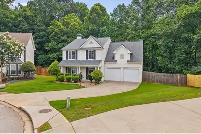 370 Manor Glen Drive, Suwanee, GA 30024 - Photo 2