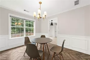370 Manor Glen Dr, Suwanee, GA 30024 - Photo 12