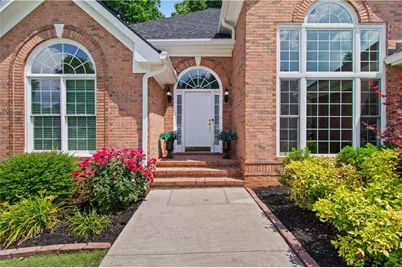 801 Ivy Ridge Drive, Loganville, GA 30052 - Photo 2